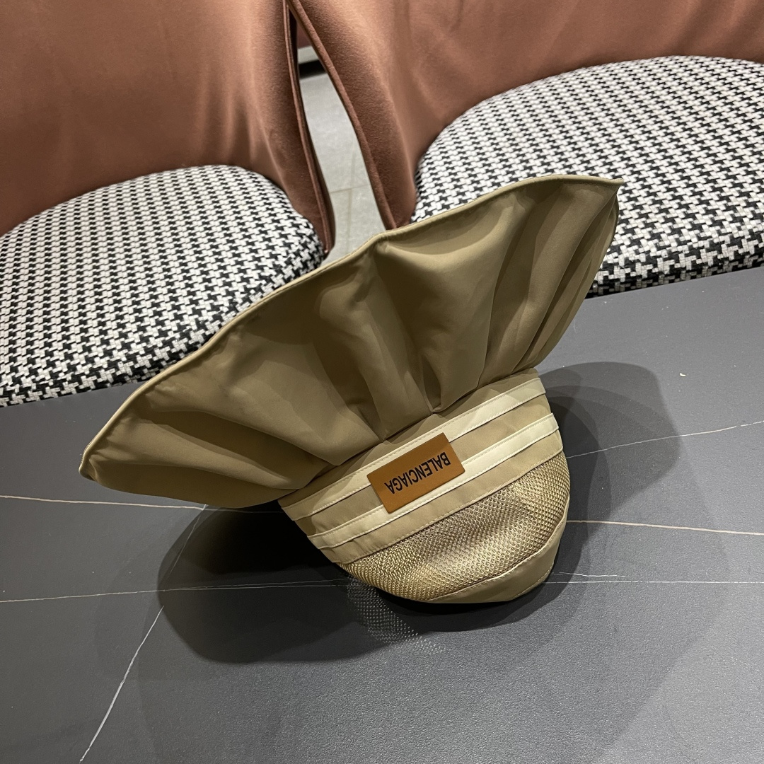  balenciaga 巴黎世家 夏季防晒帽大帽檐防紫外线可扎马尾
空顶遮阳帽出游海边太阳帽子女