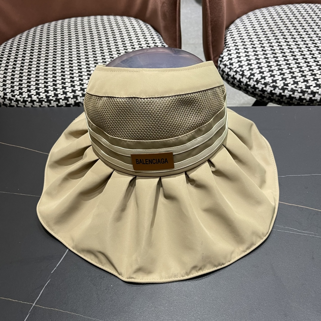  balenciaga 巴黎世家 夏季防晒帽大帽檐防紫外线可扎马尾
空顶遮阳帽出游海边太阳帽子女