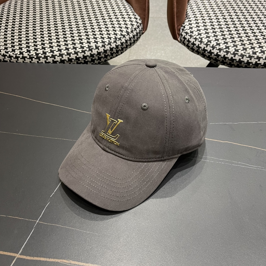 🧢路易威登lv棒球帽 LouisVuitton😍新款重工打造♥️高端大气，百搭款🤗男女通用！