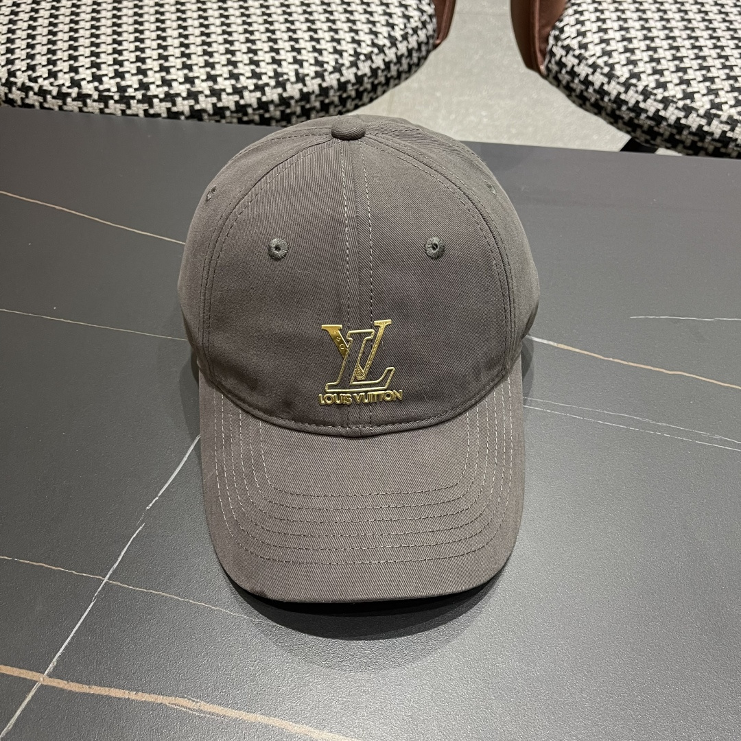🧢路易威登lv棒球帽 LouisVuitton😍新款重工打造♥️高端大气，百搭款🤗男女通用！