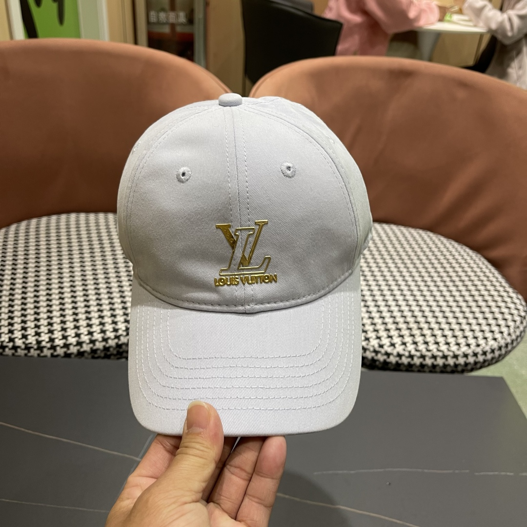 🧢路易威登lv棒球帽 LouisVuitton😍新款重工打造♥️高端大气，百搭款🤗男女通用！