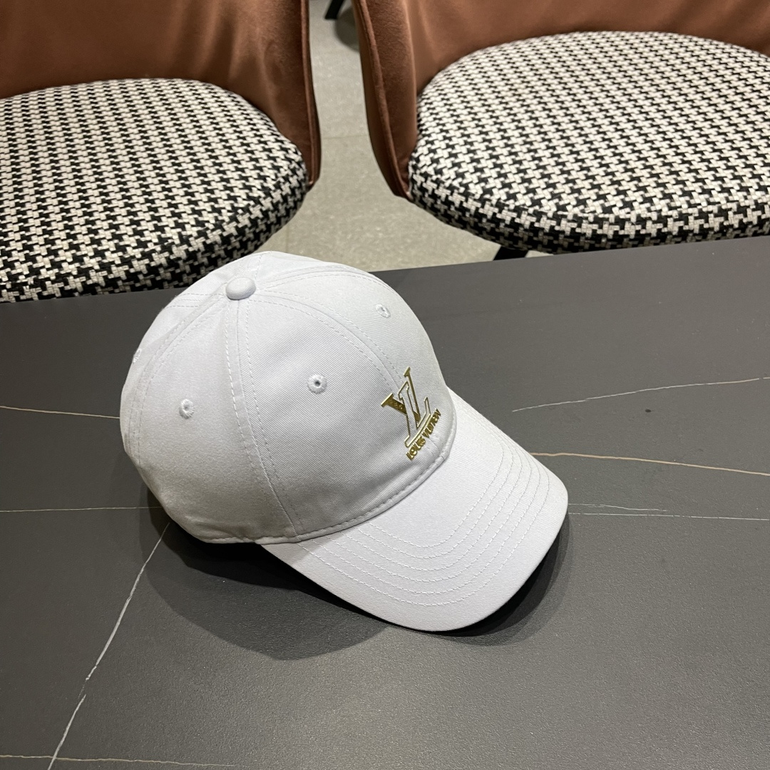 🧢路易威登lv棒球帽 LouisVuitton😍新款重工打造♥️高端大气，百搭款🤗男女通用！
