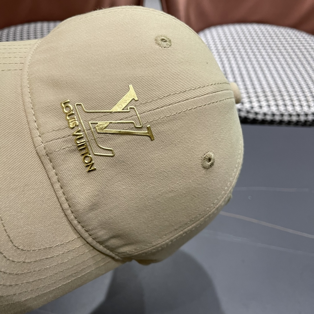 🧢路易威登lv棒球帽 LouisVuitton😍新款重工打造♥️高端大气，百搭款🤗男女通用！