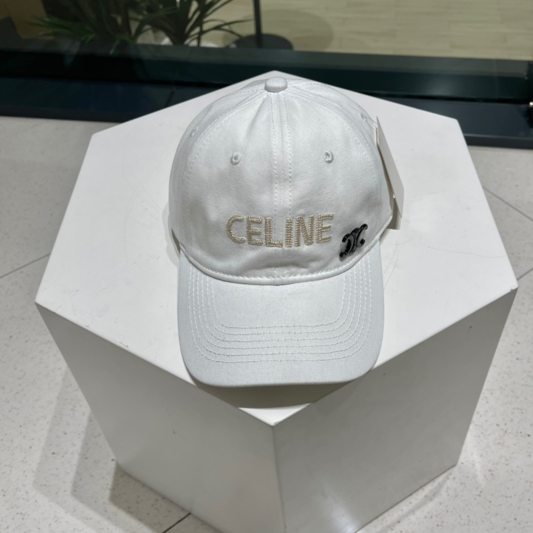 【CELINE赛琳】春夏款新款简约棒球帽，新款出货，大牌款超好搭配，赶紧入手！