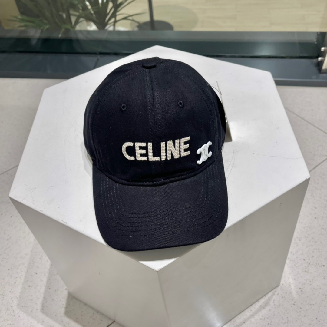 【CELINE赛琳】春夏款新款简约棒球帽，新款出货，大牌款超好搭配，赶紧入手！