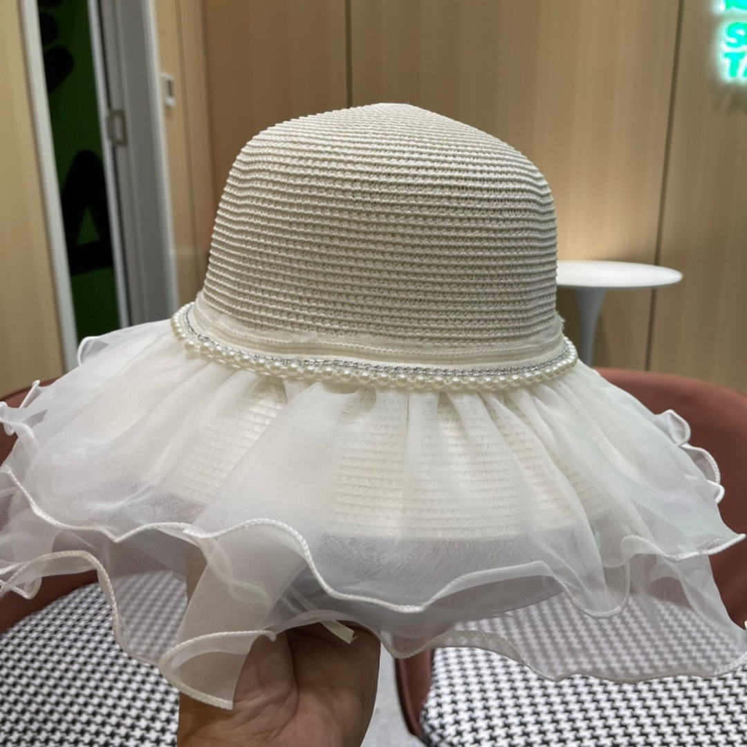 【burberry巴宝莉】2025新款小香度假风大沿盆帽草帽，旅行必备，超好搭配，赶紧入手！