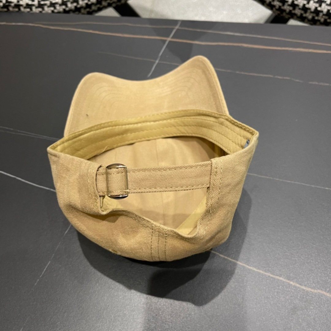   PRADA普拉达2025新款鸭舌帽，男女款棒球帽，高级定制，头围57cm