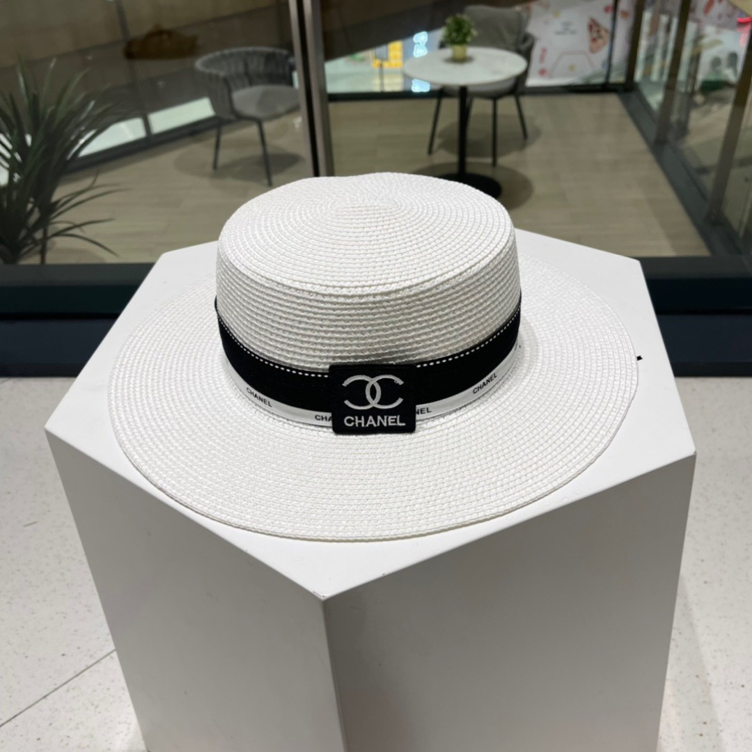 【CHANEL香奈儿】2025新款小香风度假风平顶草帽，旅行必备，超好搭配， 赶紧入手！