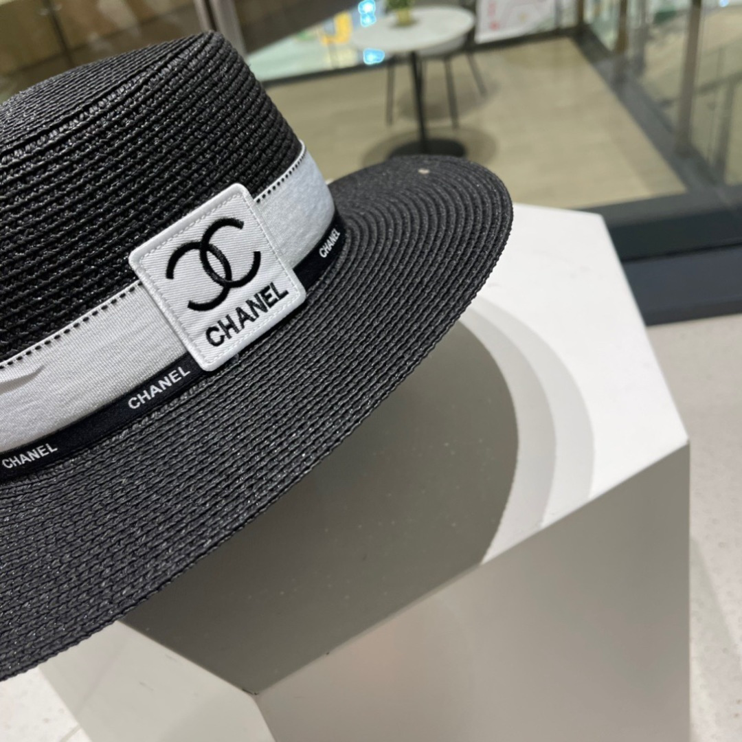 【CHANEL香奈儿】2025新款小香风度假风平顶草帽，旅行必备，超好搭配， 赶紧入手！