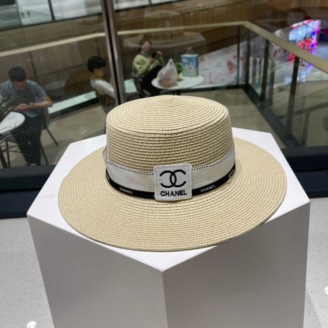 【CHANEL香奈儿】2025新款小香风度假风平顶草帽，旅行必备，超好搭配， 赶紧入手！