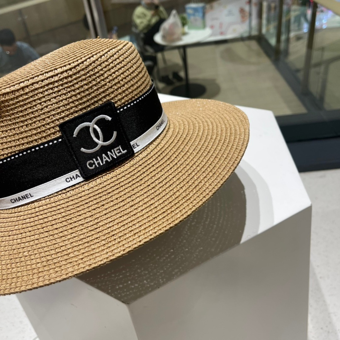 【CHANEL香奈儿】2025新款小香风度假风平顶草帽，旅行必备，超好搭配， 赶紧入手！