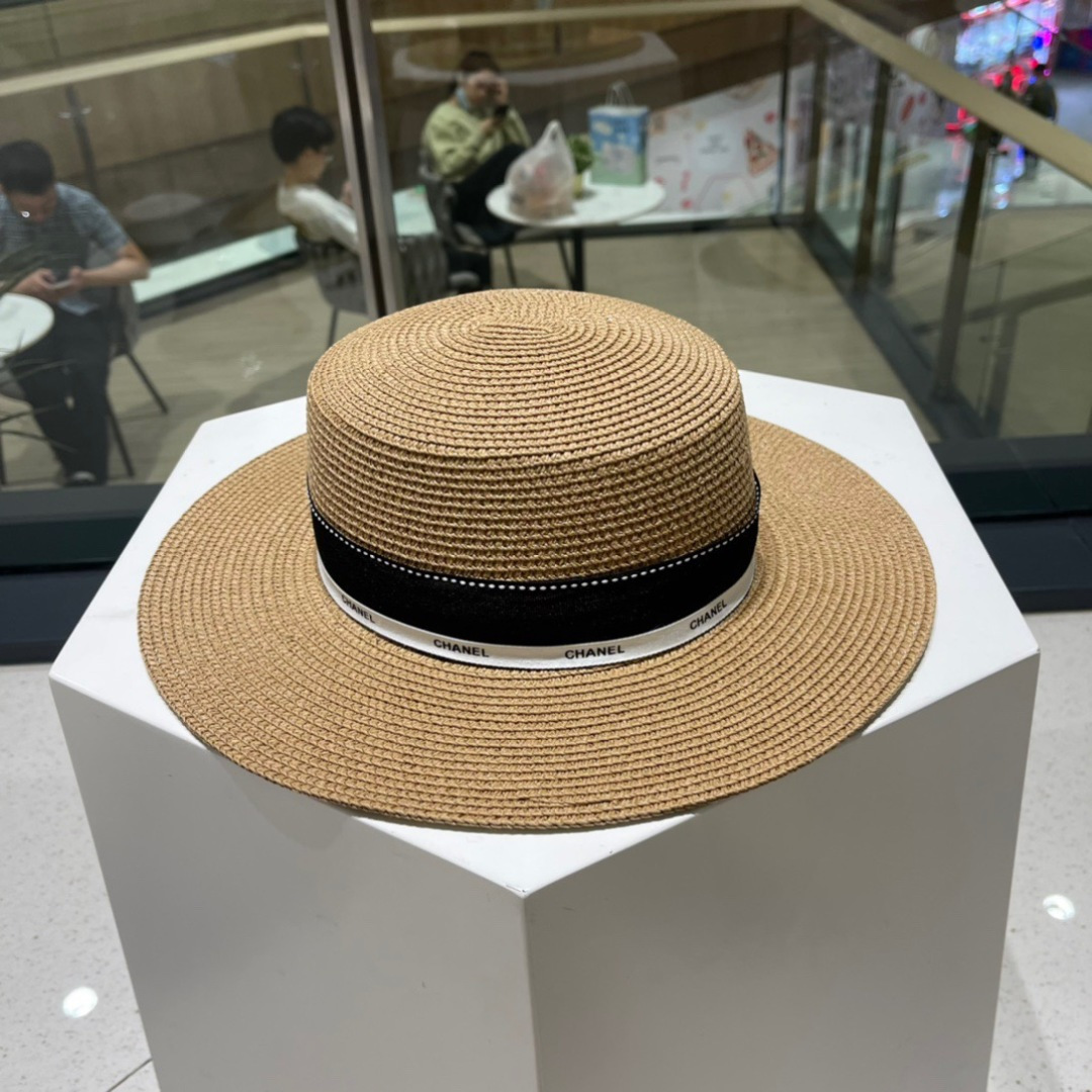 【CHANEL香奈儿】2025新款小香风度假风平顶草帽，旅行必备，超好搭配， 赶紧入手！