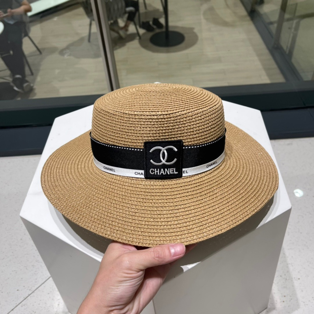 【CHANEL香奈儿】2025新款小香风度假风平顶草帽，旅行必备，超好搭配， 赶紧入手！