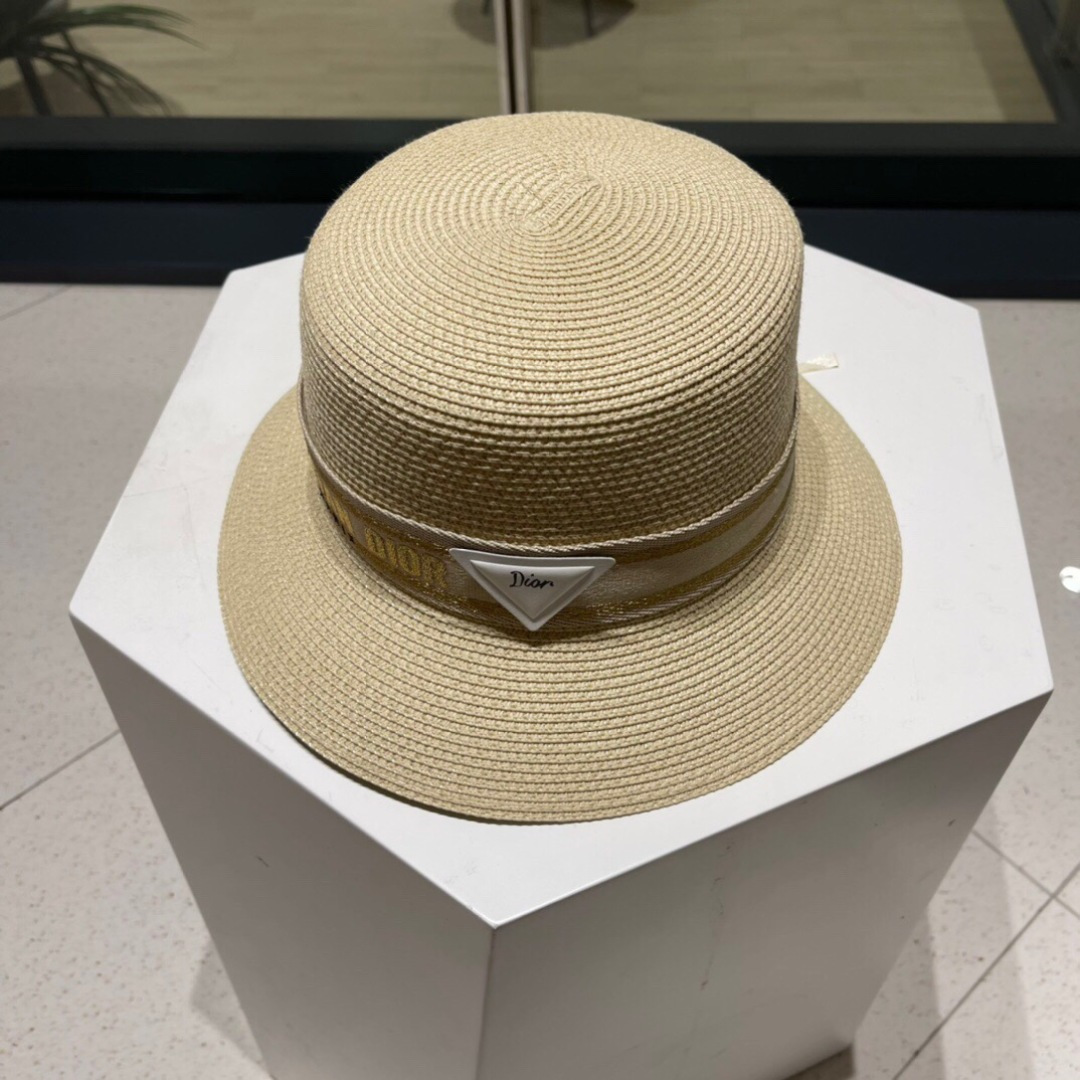 【DIOR迪奥】新款织带草编草帽礼帽🤩细节控，简约大方，百搭单品～出街首选，新款帽型超美腻