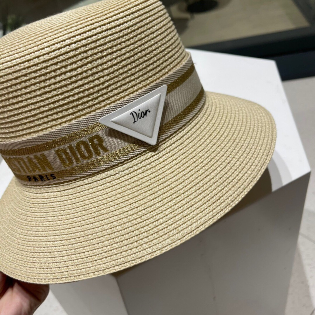 【DIOR迪奥】新款织带草编草帽礼帽🤩细节控，简约大方，百搭单品～出街首选，新款帽型超美腻