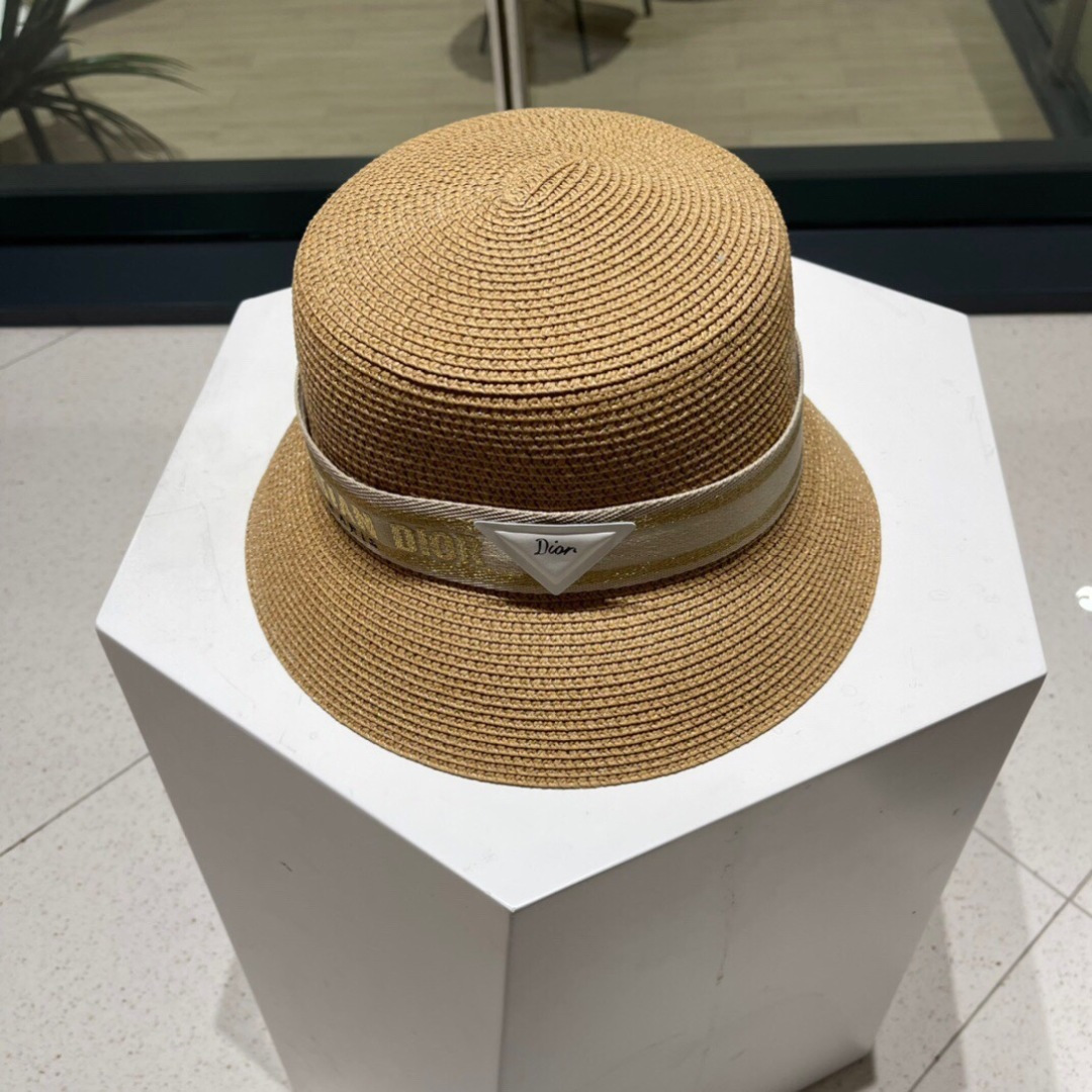 【DIOR迪奥】新款织带草编草帽礼帽🤩细节控，简约大方，百搭单品～出街首选，新款帽型超美腻