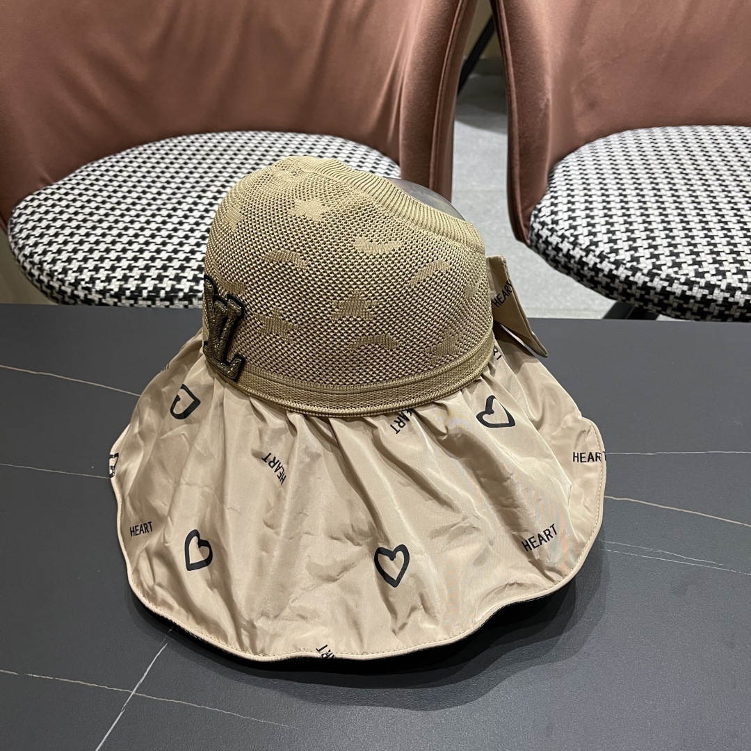  Lv路易威登夏季黑胶空顶防晒帽女防紫外线遮脸
新款漏扎马尾遮阳帽太阳帽