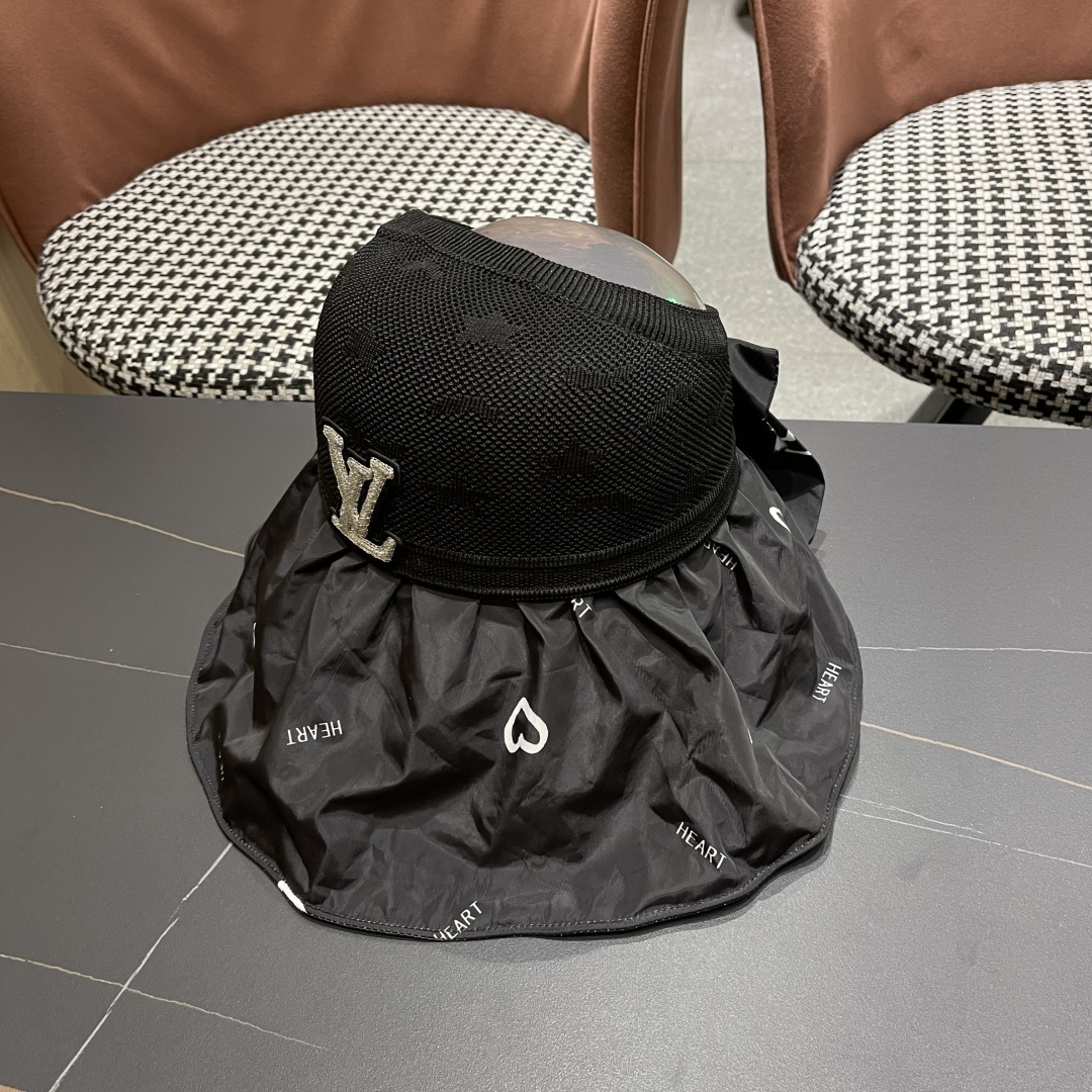  Lv路易威登夏季黑胶空顶防晒帽女防紫外线遮脸
新款漏扎马尾遮阳帽太阳帽
