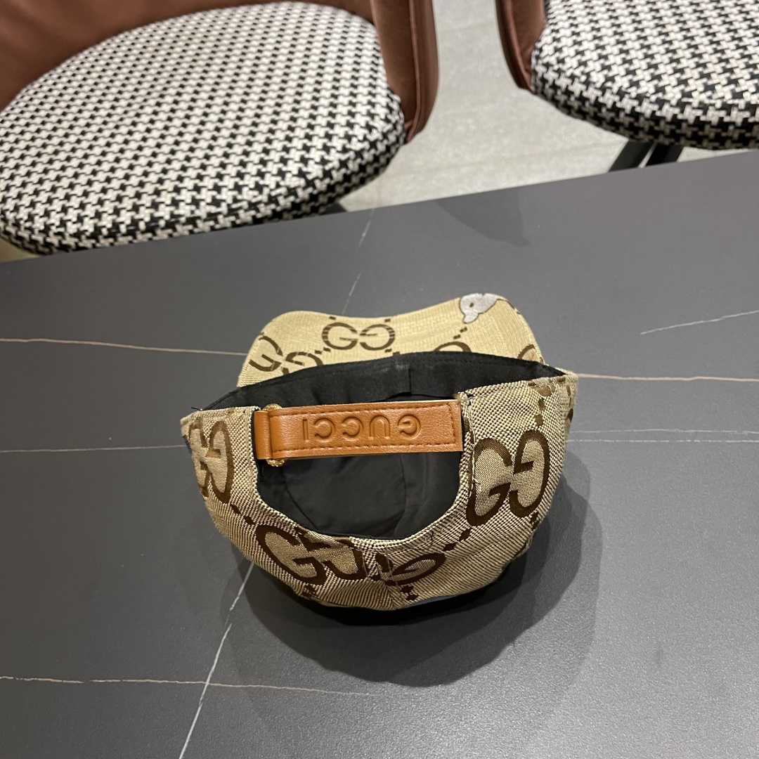  Gucci古奇新款原单棒球帽， 棒球帽。专柜11开模订制，原版帆布面轻盈透气！基础头围56，贴片可调节