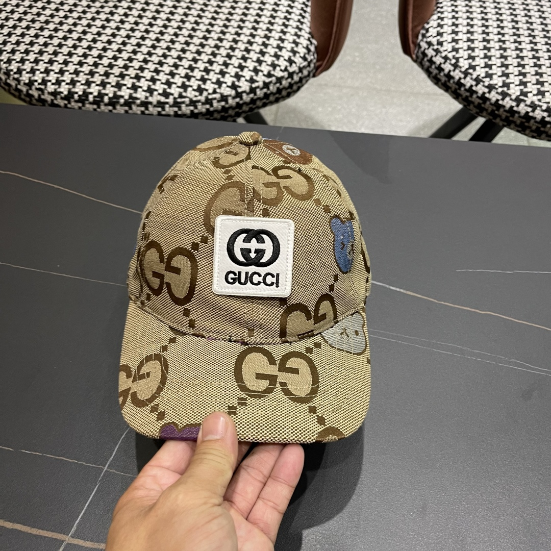  Gucci古奇新款原单棒球帽， 棒球帽。专柜11开模订制，原版帆布面轻盈透气！基础头围56，贴片可调节