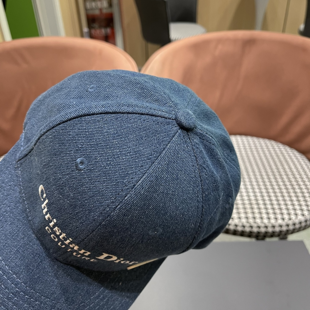  【DIOR迪奥】2025新款专柜同步刺绣简约棒球帽，爆款，大牌同步，超好搭配，出货！