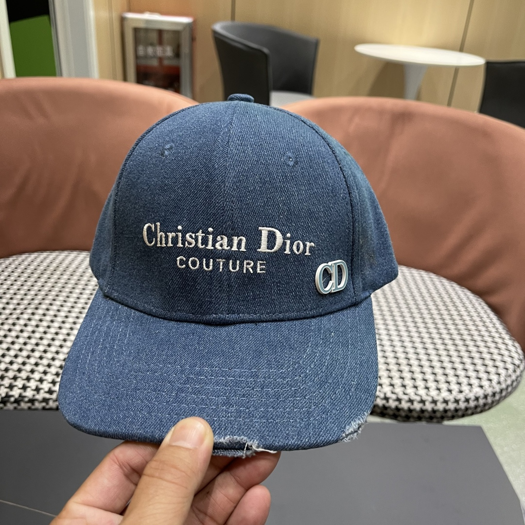  【DIOR迪奥】2025新款专柜同步刺绣简约棒球帽，爆款，大牌同步，超好搭配，出货！