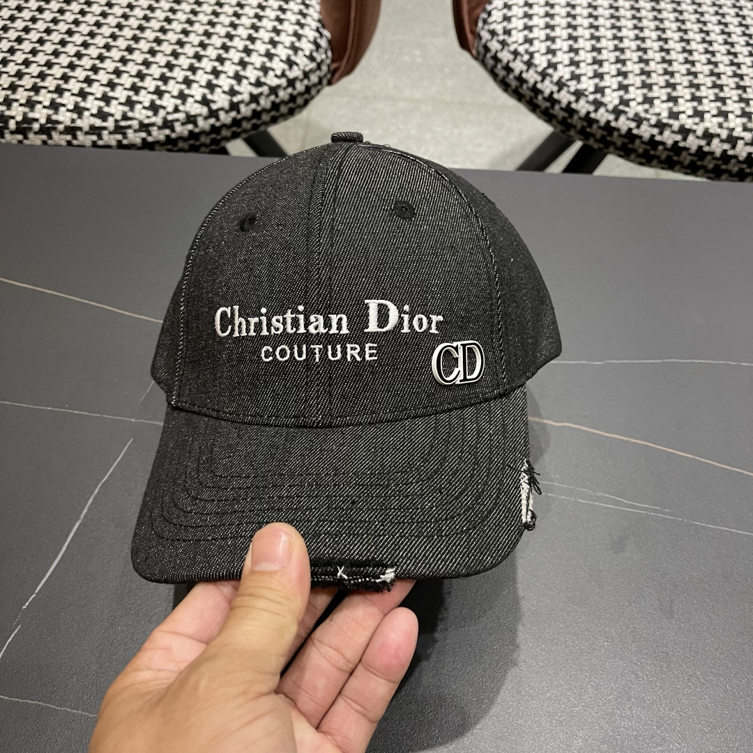  【DIOR迪奥】2025新款专柜同步刺绣简约棒球帽，爆款，大牌同步，超好搭配，出货！