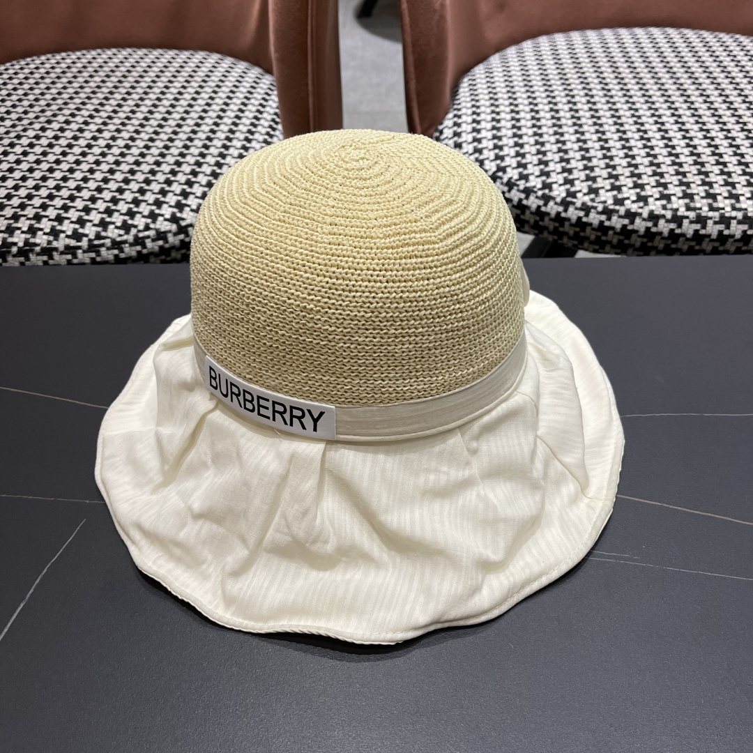  Burberry（巴宝莉）帽子女夏季2025新款渔夫防晒防紫外线黑
胶大檐遮脸遮阳沙滩太阳帽
