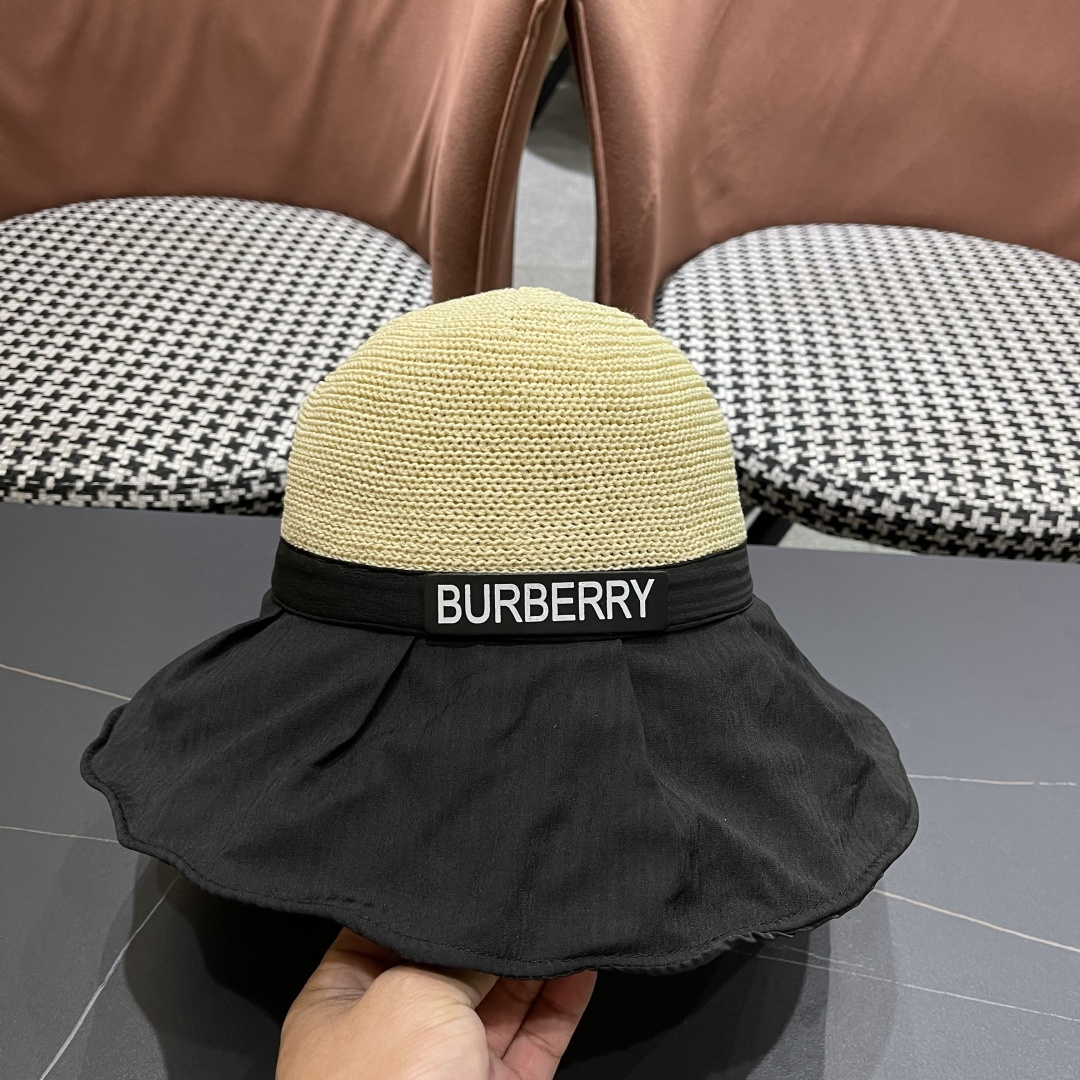  Burberry（巴宝莉）帽子女夏季2025新款渔夫防晒防紫外线黑
胶大檐遮脸遮阳沙滩太阳帽