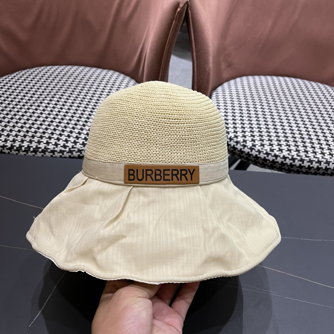  Burberry（巴宝莉）帽子女夏季2025新款渔夫防晒防紫外线黑
胶大檐遮脸遮阳沙滩太阳帽