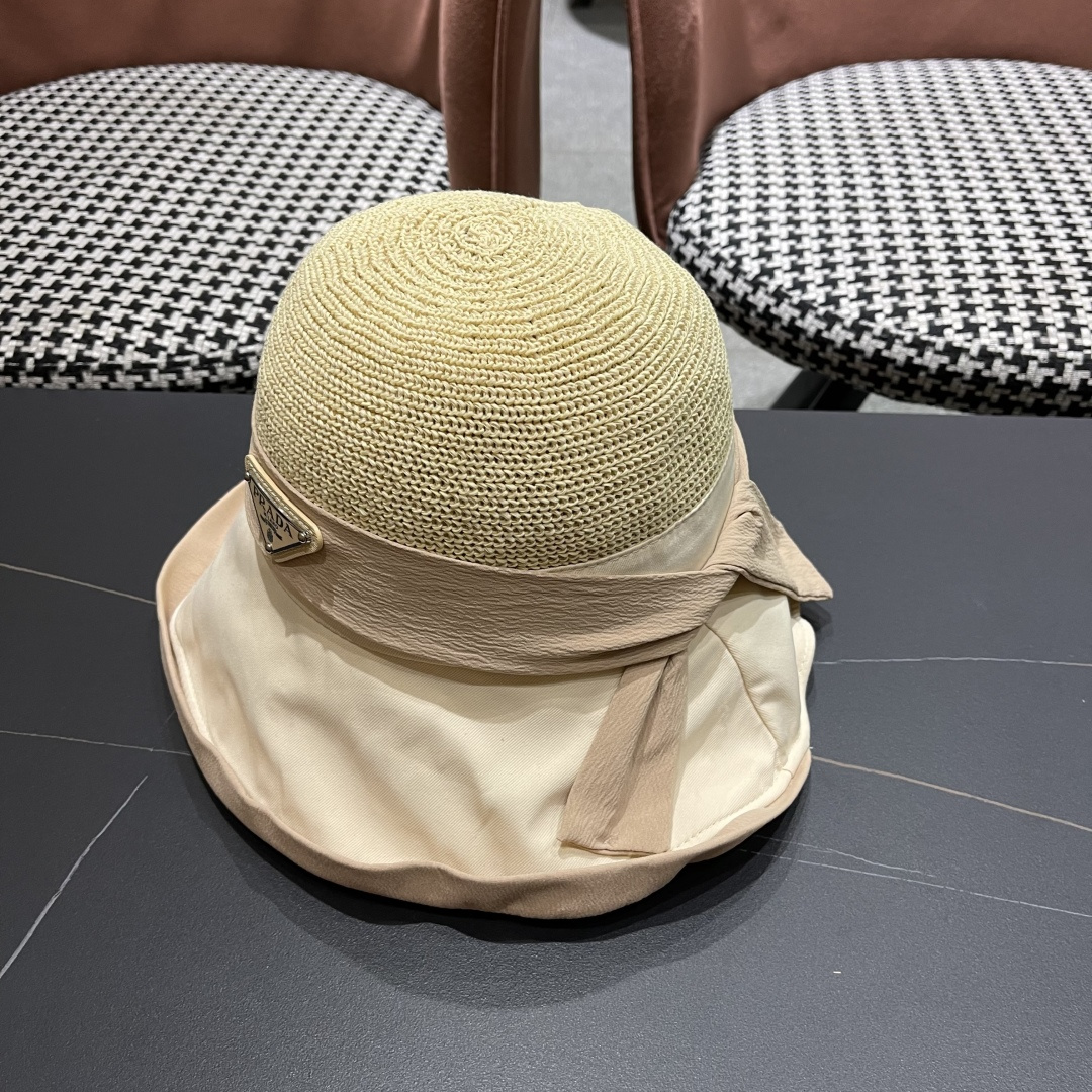  PRADA 普拉达 胶防晒帽子女夏款遮阳渔夫帽户外
防紫外线2025新款太阳帽
