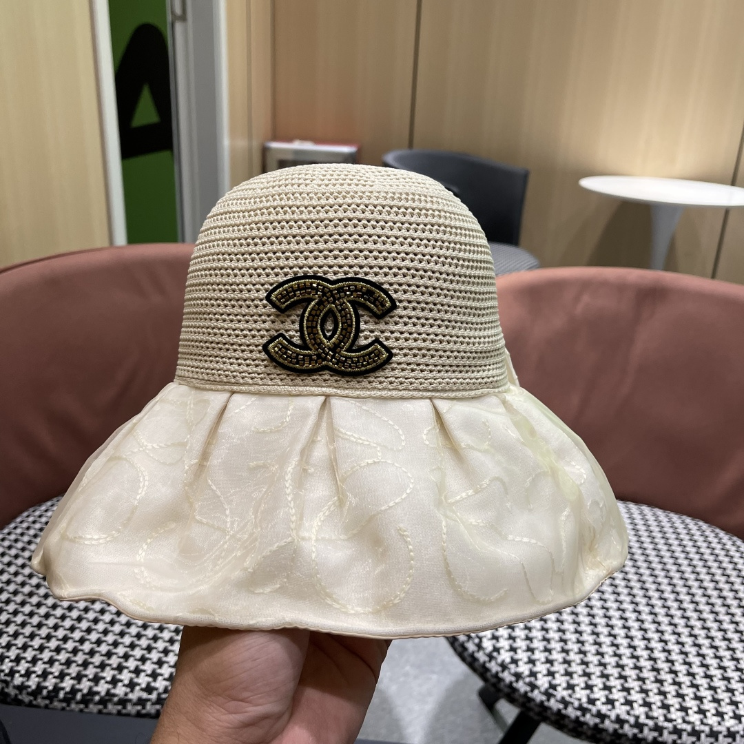 【CHANEL香奈儿】2025新款大沿防晒防紫外线渔夫帽女春
夏百搭出游防晒帽
