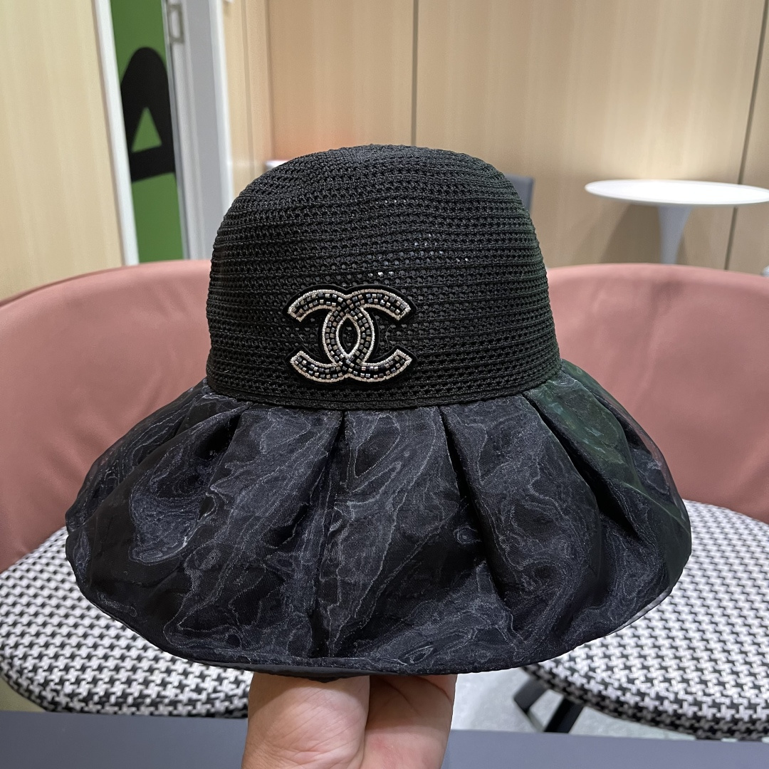 【CHANEL香奈儿】2025新款大沿防晒防紫外线渔夫帽女春
夏百搭出游防晒帽
