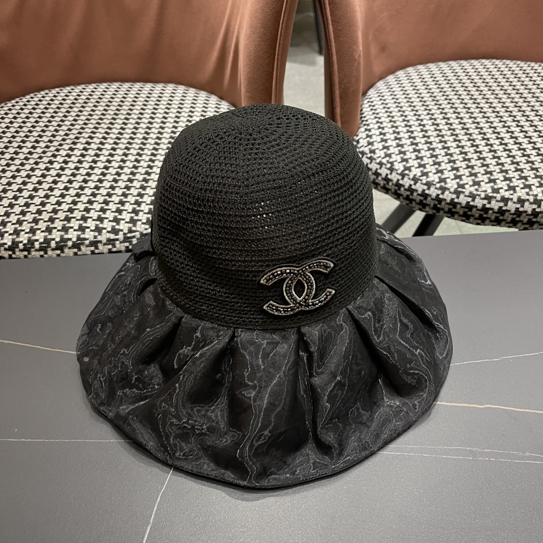 【CHANEL香奈儿】2025新款大沿防晒防紫外线渔夫帽女春
夏百搭出游防晒帽
