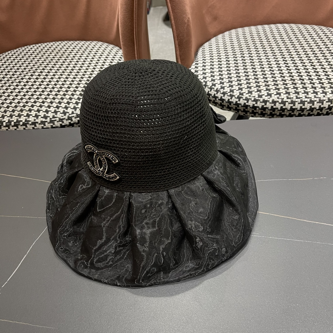 【CHANEL香奈儿】2025新款大沿防晒防紫外线渔夫帽女春
夏百搭出游防晒帽