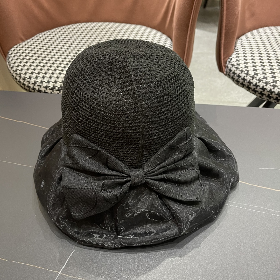 【CHANEL香奈儿】2025新款大沿防晒防紫外线渔夫帽女春
夏百搭出游防晒帽