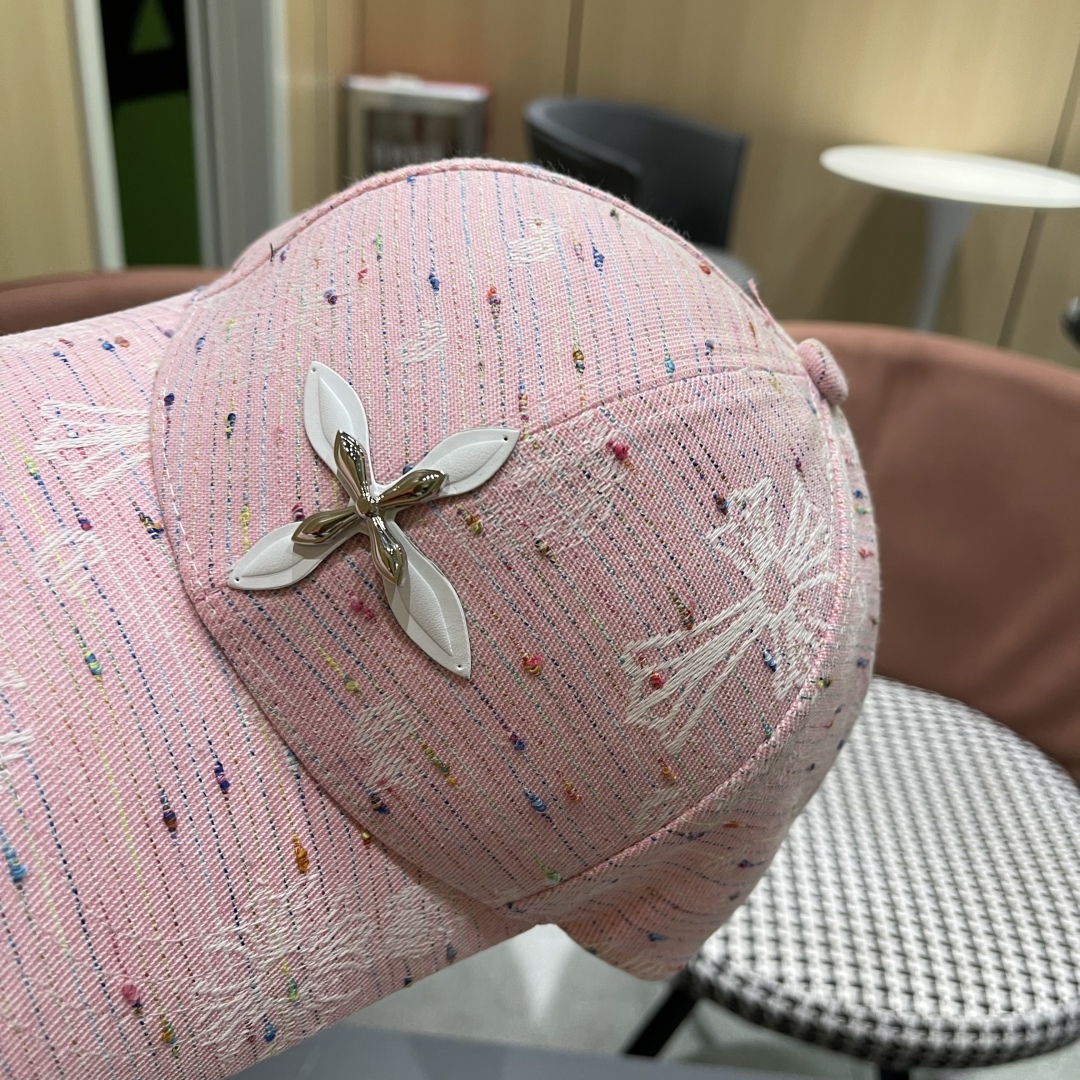 Chrome Hearts Baseball Cap - Pink Cross Design, Stylish and Comfortable 9 cmp i1749047201063 6814 0 7