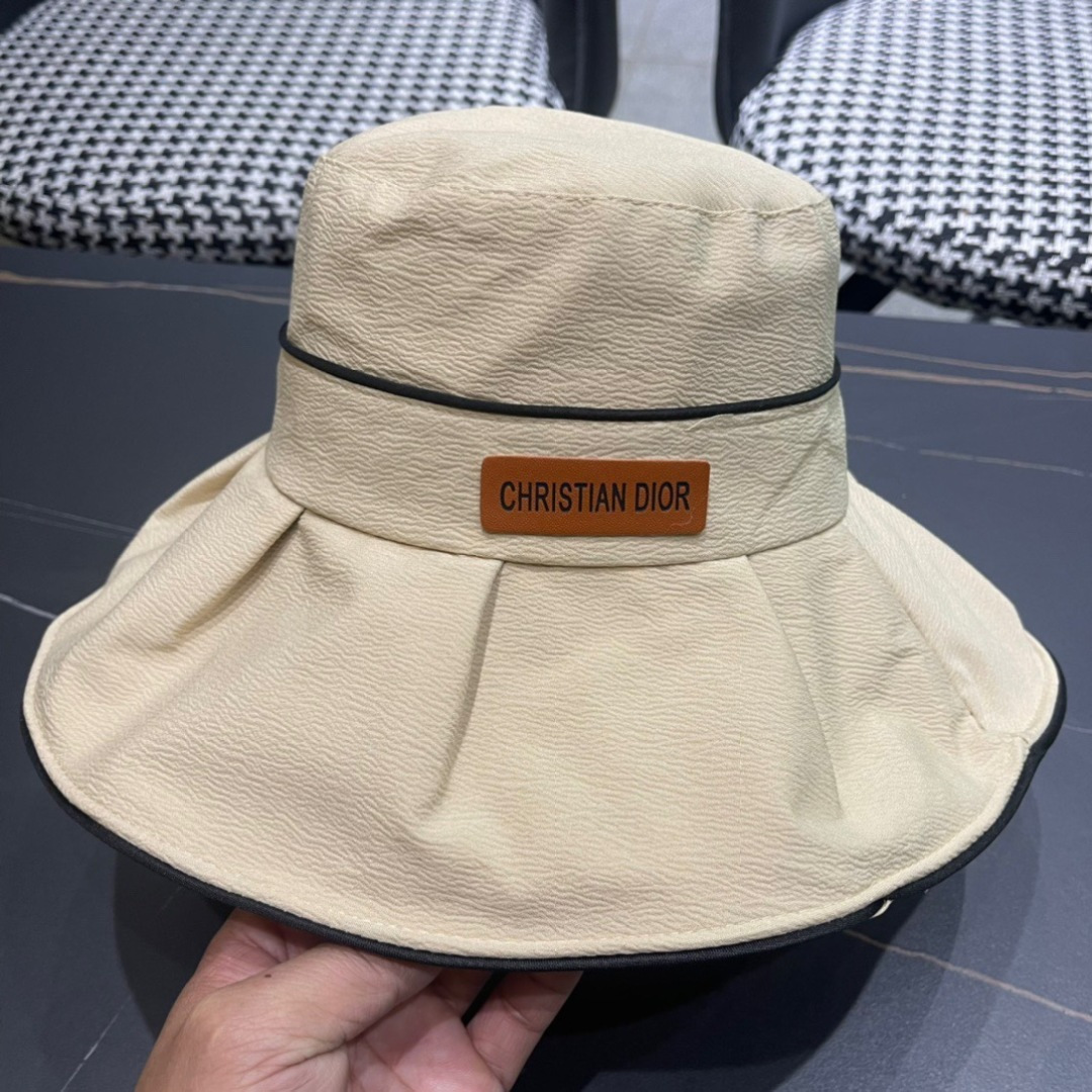  Dior 迪奥 2025新款遮脸盆渔夫帽， 精致純也格调很有感觉，很酷很时尚，质量超赞