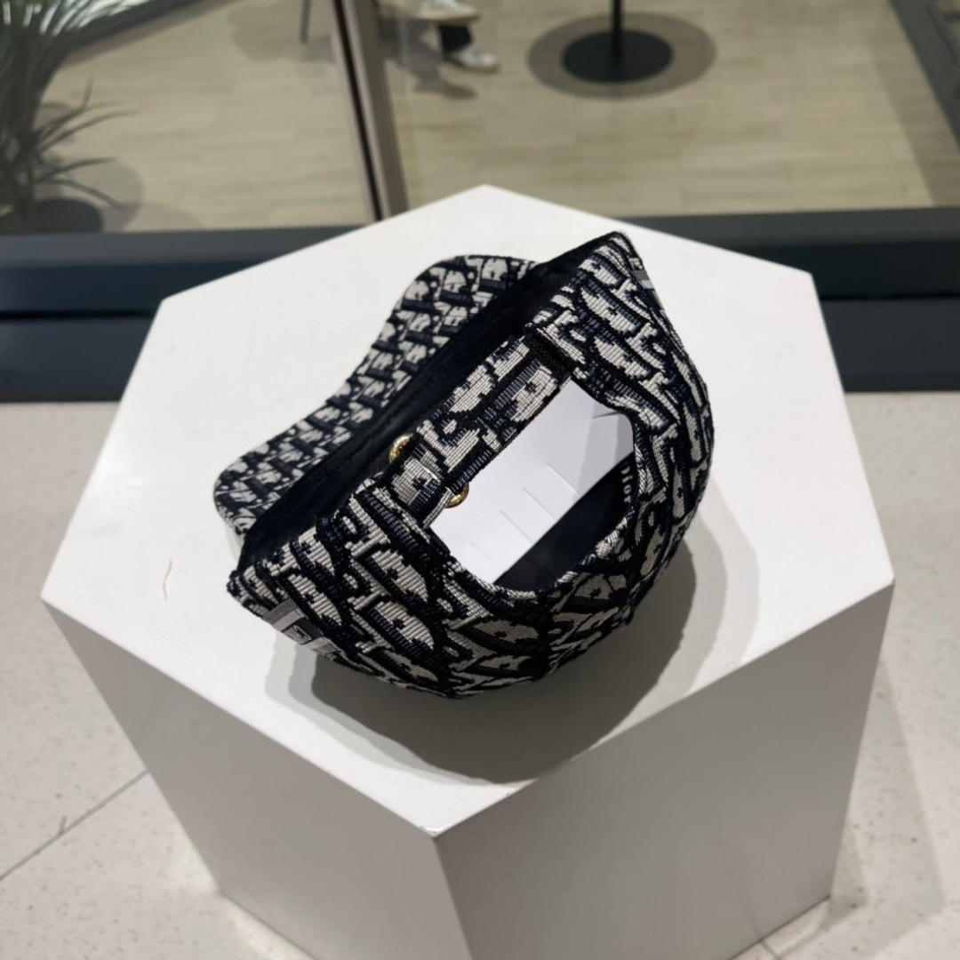  【DIOR迪奥】新款走量简约棒球帽🧢，新款出货，大牌款超好搭配，赶紧入手！