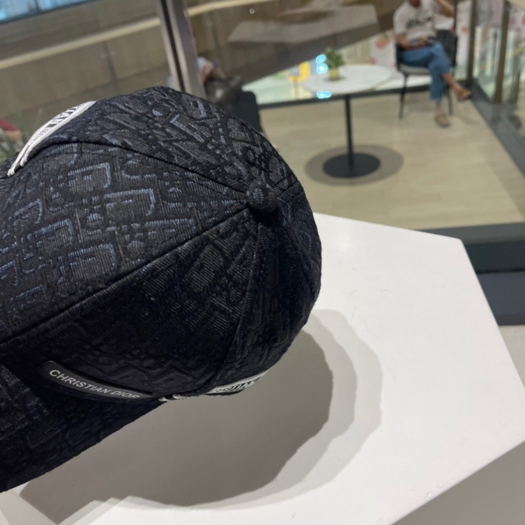  【DIOR迪奥】新款走量简约棒球帽🧢，新款出货，大牌款超好搭配，赶紧入手！