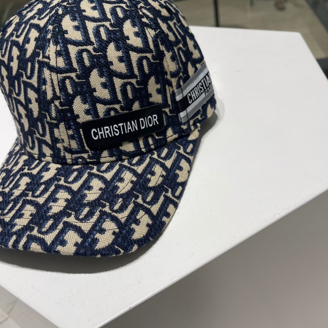  【DIOR迪奥】新款走量简约棒球帽🧢，新款出货，大牌款超好搭配，赶紧入手！