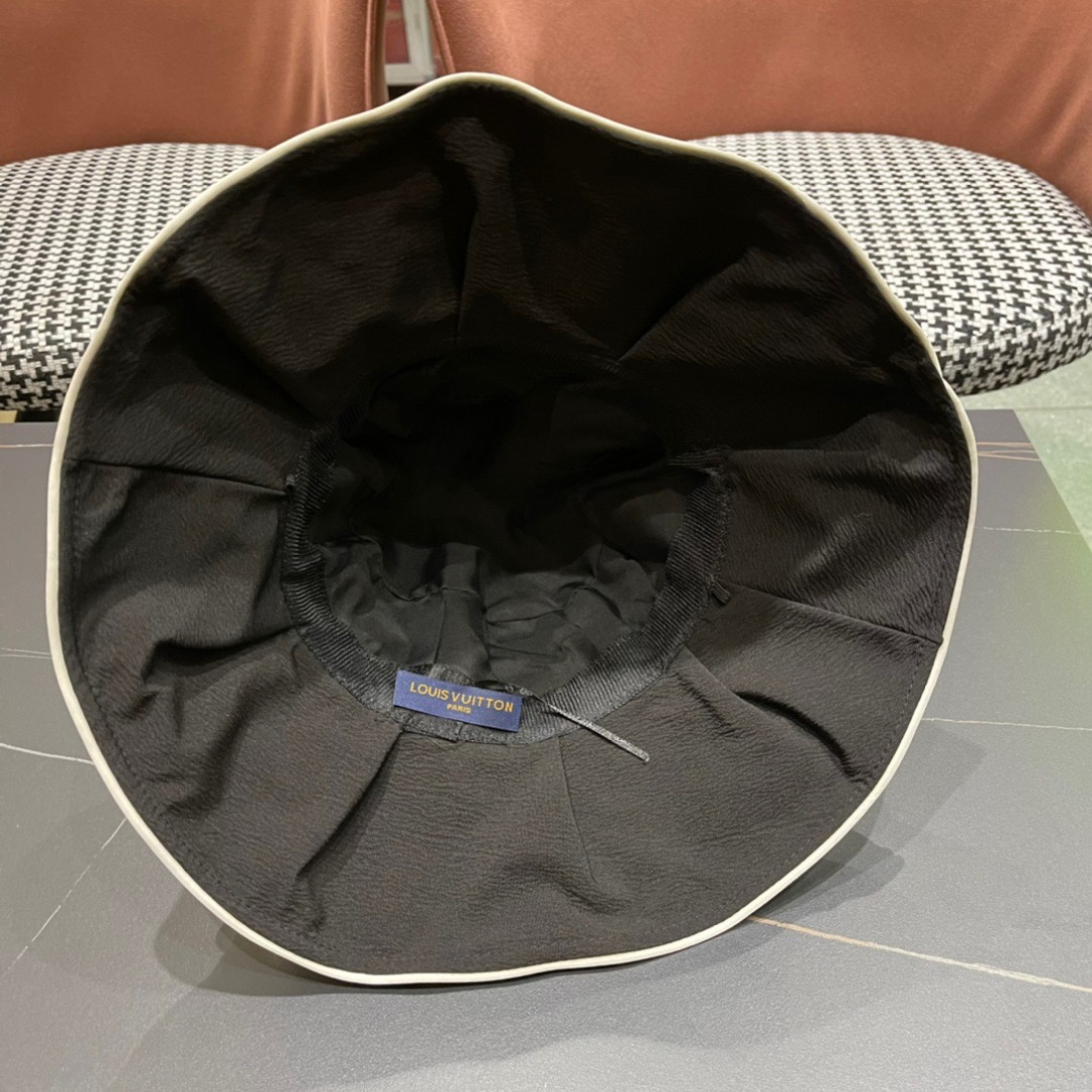   LouiVuittonLV 2025新款路易威登渔夫帽，简单大方 男女通用遮阳帽，