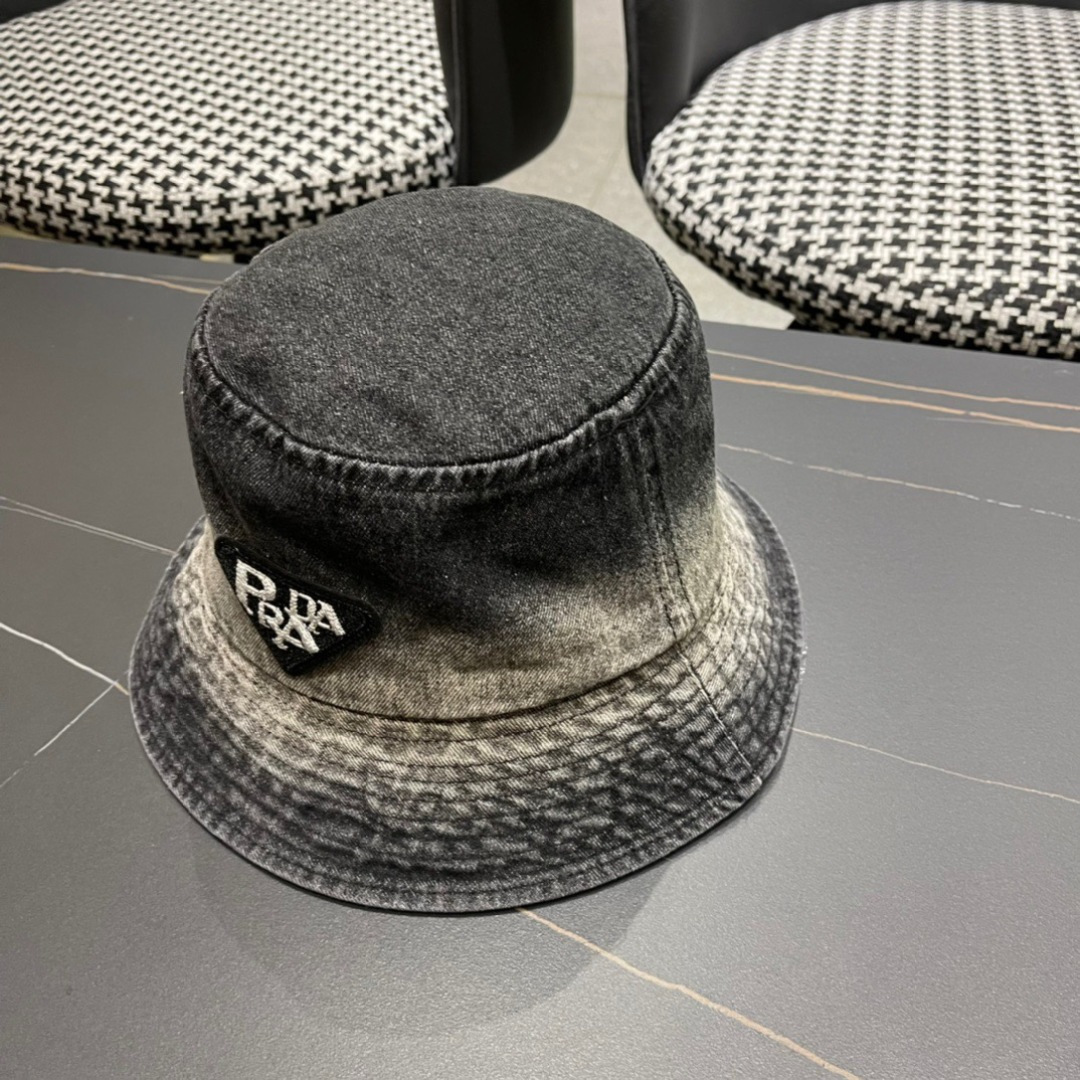 【普拉达】PRADA新款牛仔渔夫帽，新款上架，超好搭配，赶紧入手吧