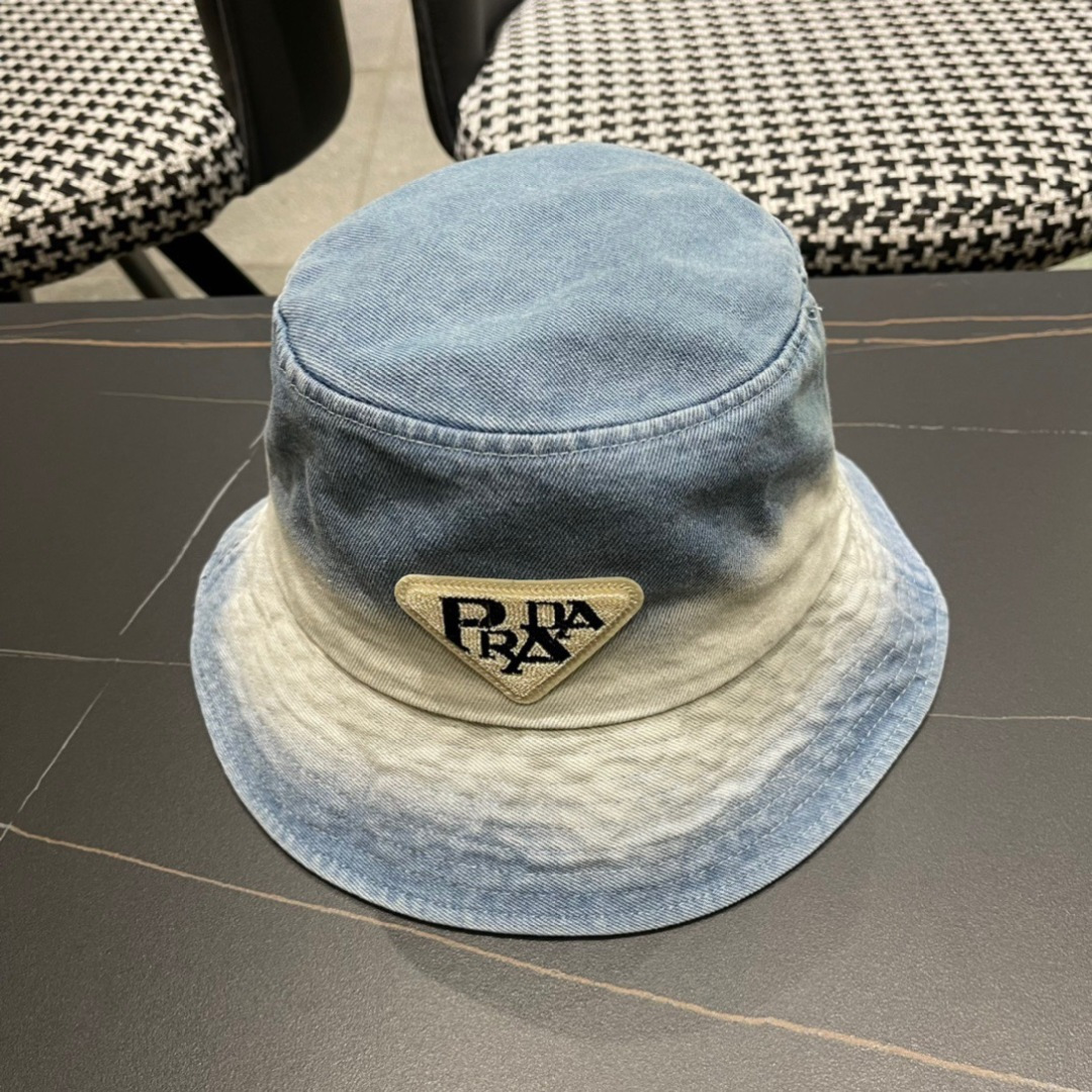 NO:363894,【Prada】Prada new denim fisherman hat, new style is on the shelves, super easy to match, hurry up and buy hat, straw hat, fisherman hat, baseball hat, knit hat, prada, prada, espadrilles, hats【普拉达】PRADA新款牛仔渔夫帽,新款上架,超好搭配,赶紧入手吧帽子草帽渔夫帽棒球帽针织帽,帽子,prada,prada,espadrilles,hats,hat