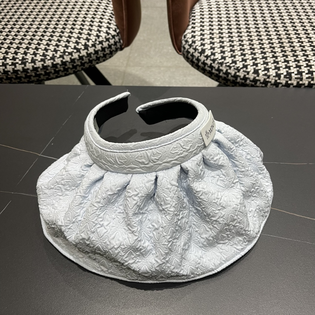  【MONCLER蒙口】防晒帽女夏季防紫外线黑胶发箍泡泡纱贝壳帽遮阳
帽空顶遮脸