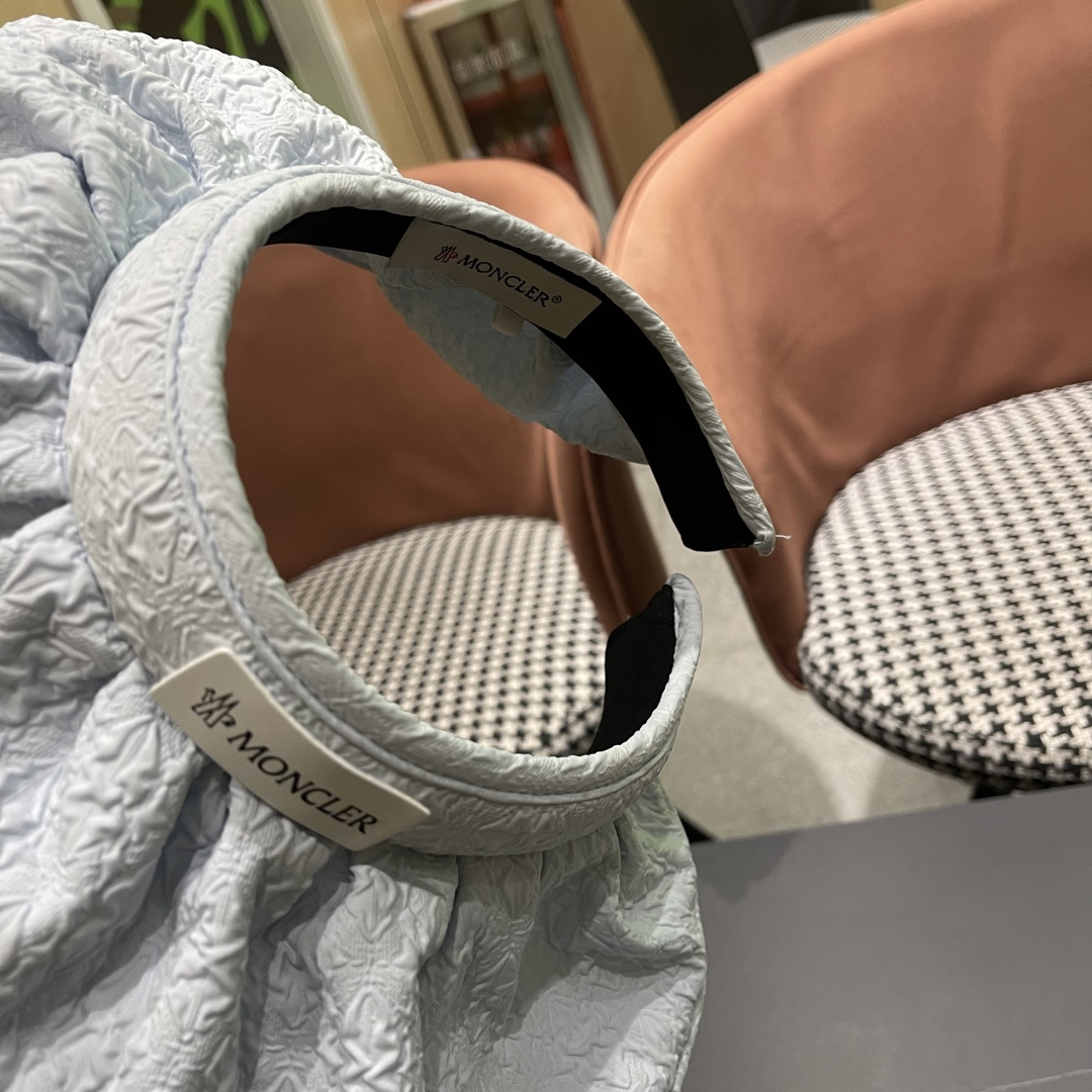  【MONCLER蒙口】防晒帽女夏季防紫外线黑胶发箍泡泡纱贝壳帽遮阳
帽空顶遮脸