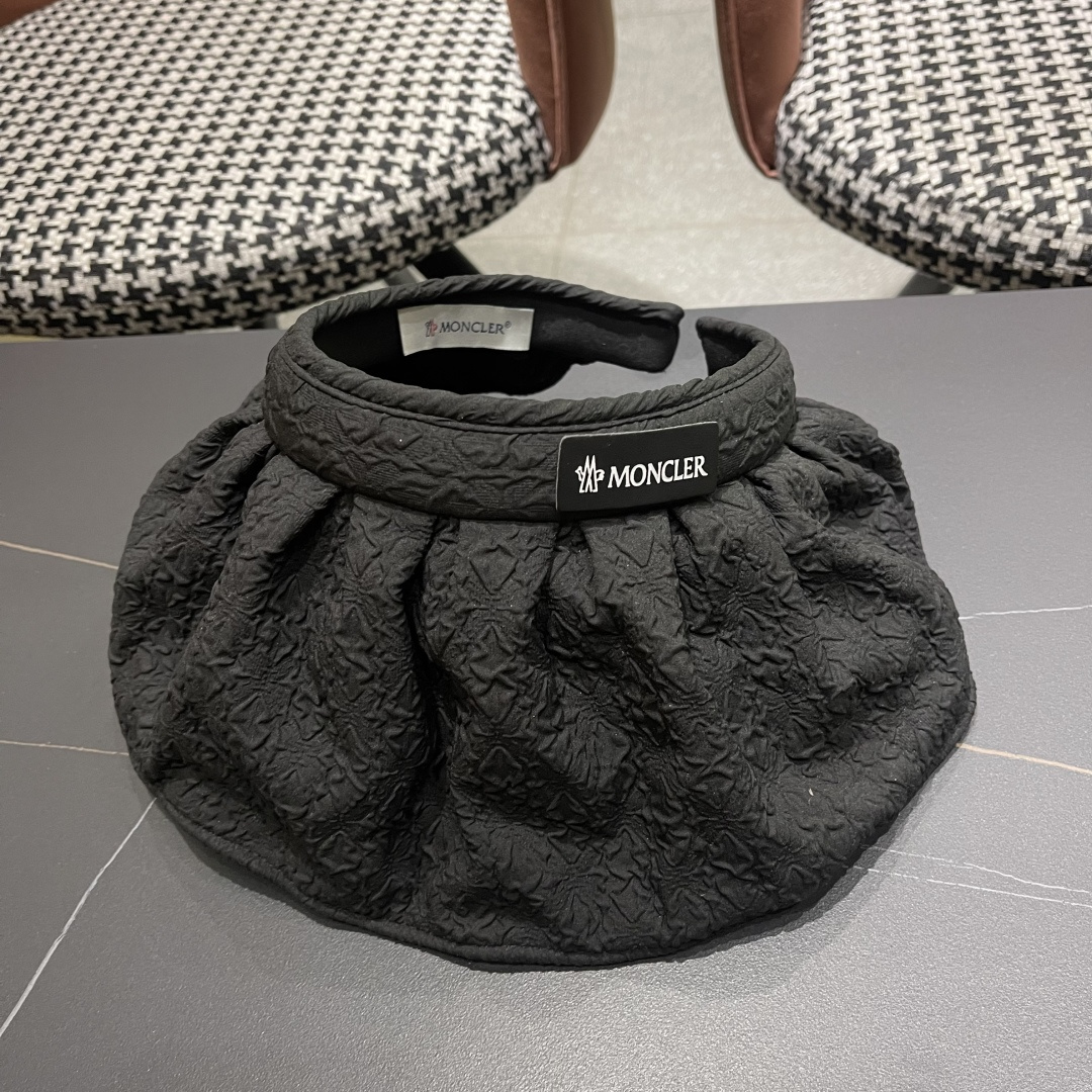  【MONCLER蒙口】防晒帽女夏季防紫外线黑胶发箍泡泡纱贝壳帽遮阳
帽空顶遮脸