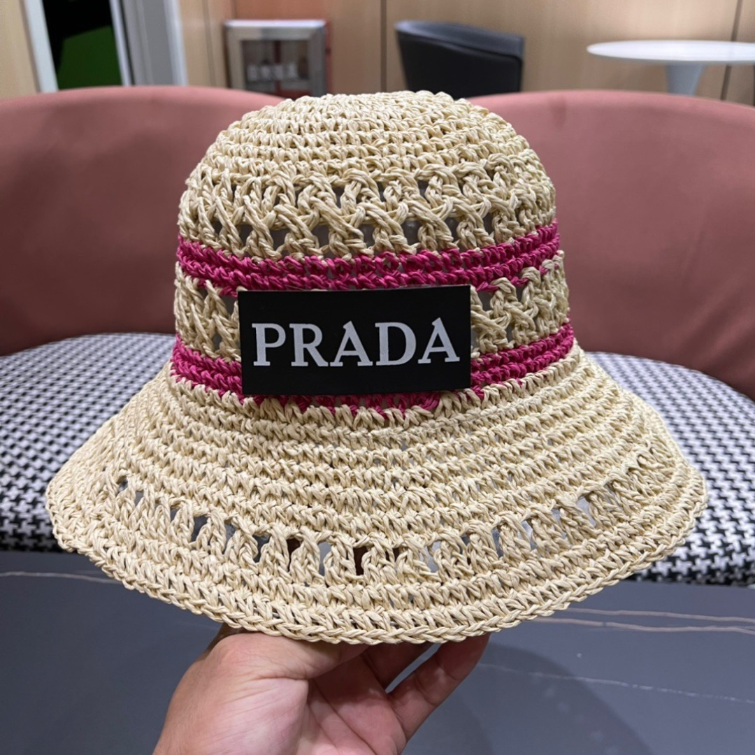 💛【PRADA普拉达】春夏新款大牌镂空拼色编织渔夫帽，超好搭配，