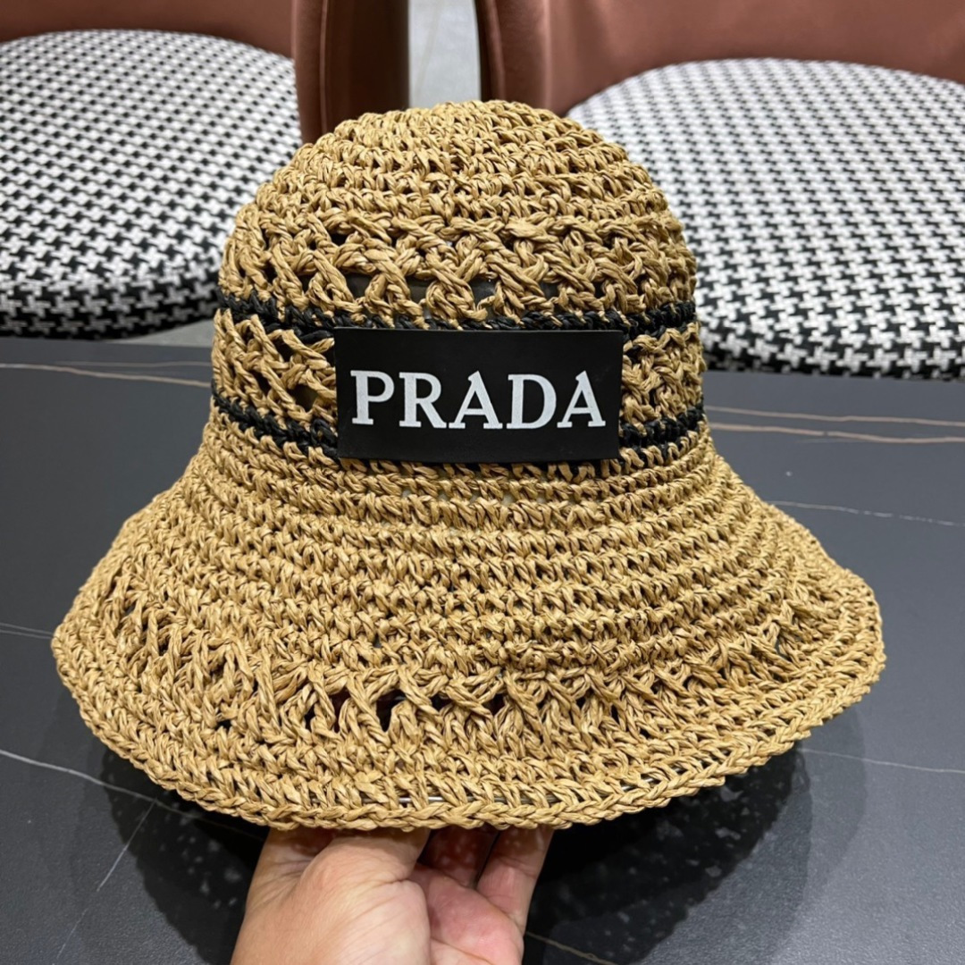 💛【PRADA普拉达】春夏新款大牌镂空拼色编织渔夫帽，超好搭配，