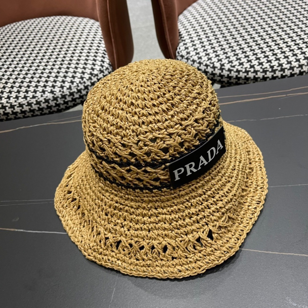 💛【PRADA普拉达】春夏新款大牌镂空拼色编织渔夫帽，超好搭配，